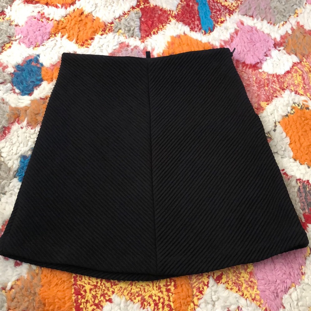 Kendall & Kylie lined black skirt